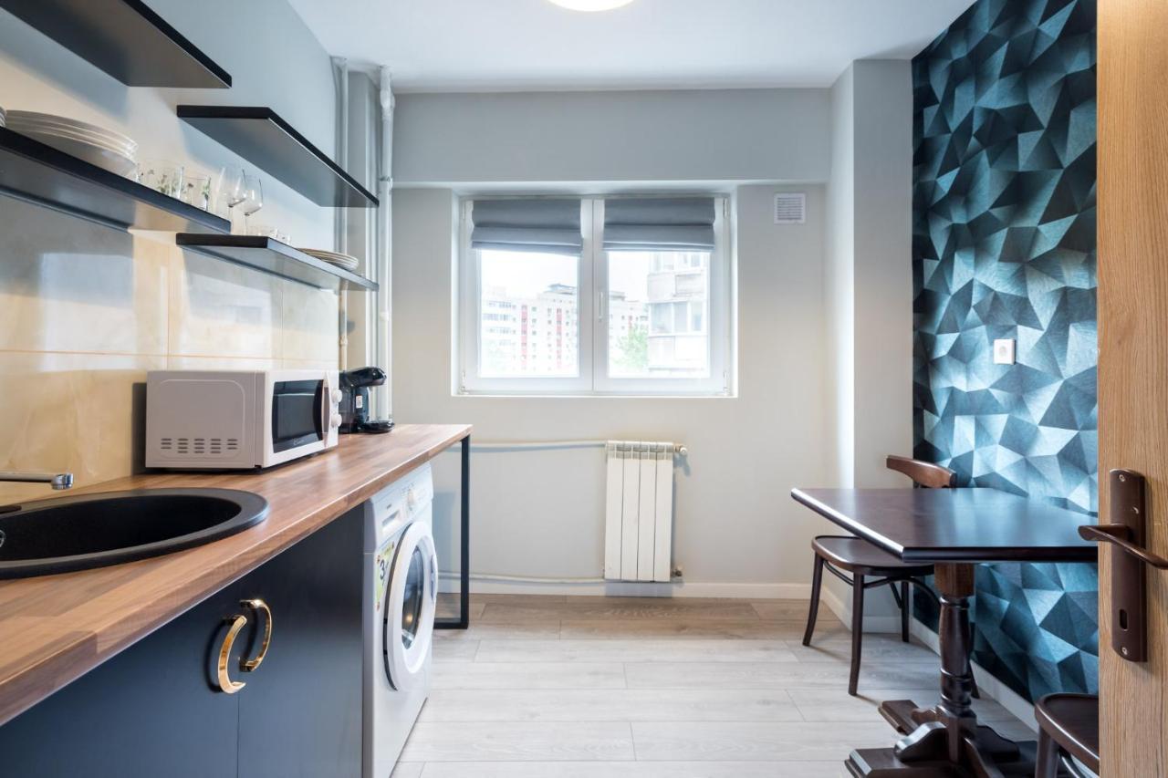 Felicity Apartment By The Park Bucarest Extérieur photo